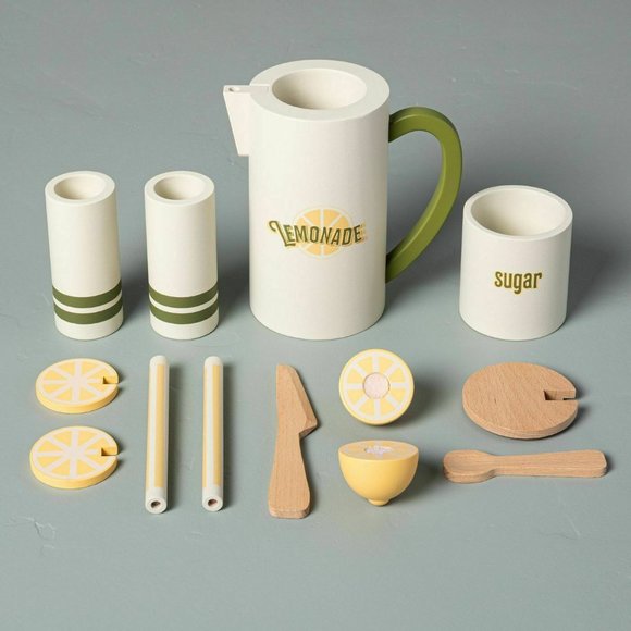 Hearth and Hand with Magnolia Kids Toy Lemonade Set (13 pieces) - Picture 2 of 3